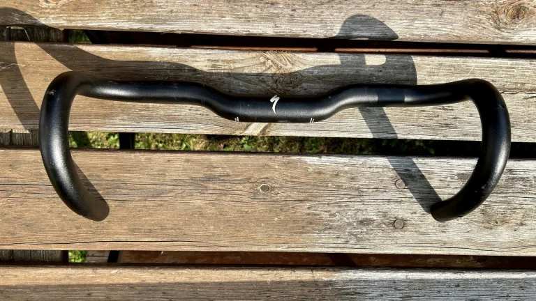 Specialized Hover Alloy 400mm + 15mm rise