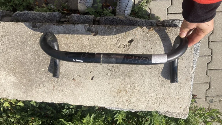 Pro Vibe Superlight řídítka 31,8 - 420 mm