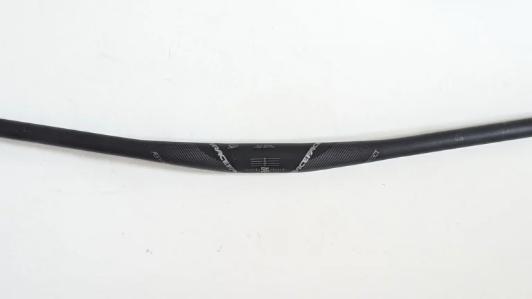 Raceface Aeffect 760 x 35, 10mm Rise