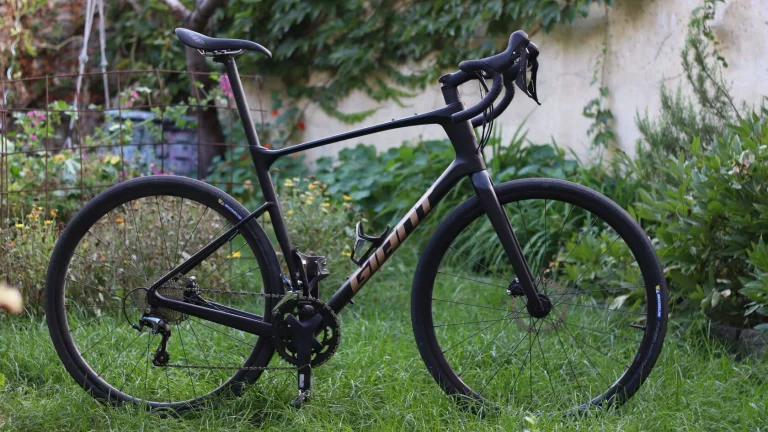 Giant Revolt Advanced 2022 XL