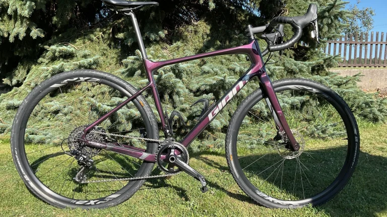 Prodám gravel Giant Revolt Advance 1