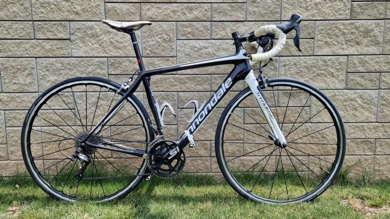 Prodám silniční kolo Cannondale Synapse vel.51