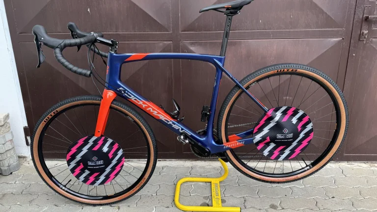 Gravelride CRB 700