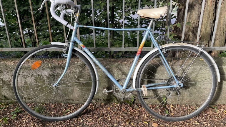 Retro kolo značky Peugeot