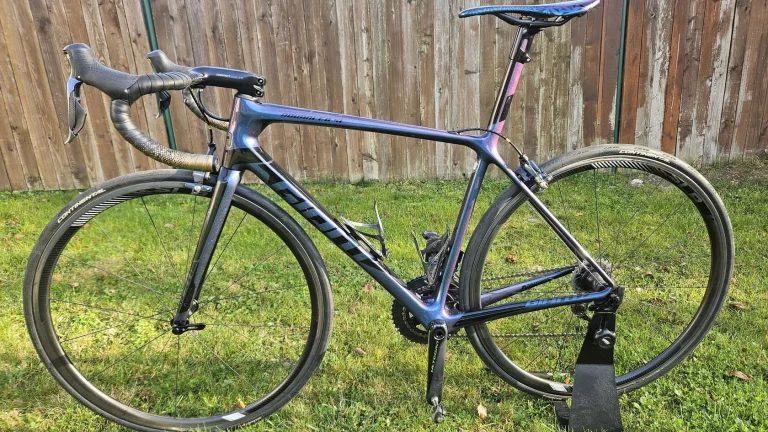 GIANT TCR ADVANCED SL Ultegra Di2 + Powermeter Giant L/R