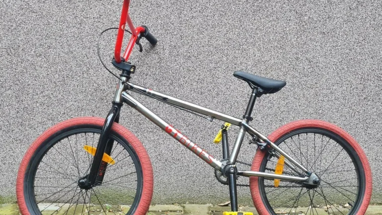 Prodám GT Air 2020 20 raw with red BMX bike