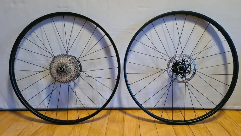 gravel kola specialized cruzero disc