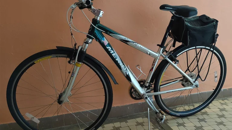 Prodám dámské trekingové kolo merida crossline 8800