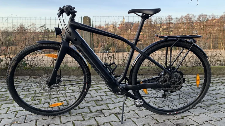 městské elektrokolo Specialized Turbo