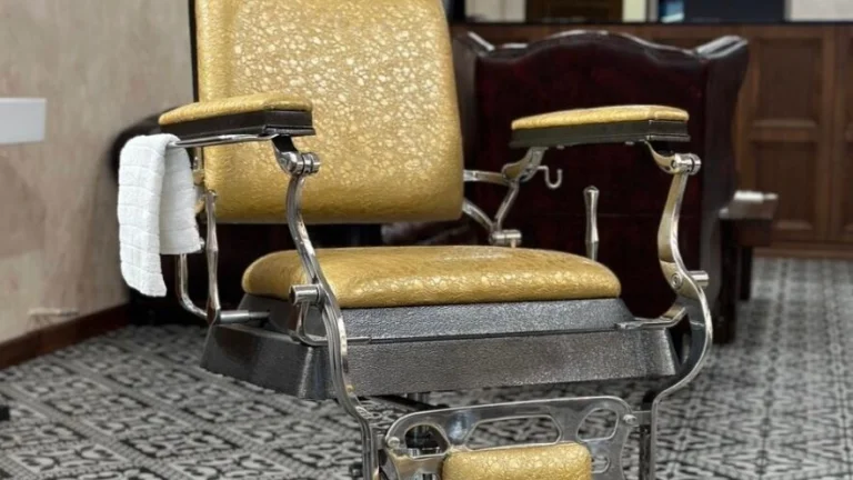 ZAVEDENÝ BARBER SHOP PŘIJME HOLIČE