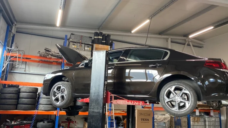 Automechanik
