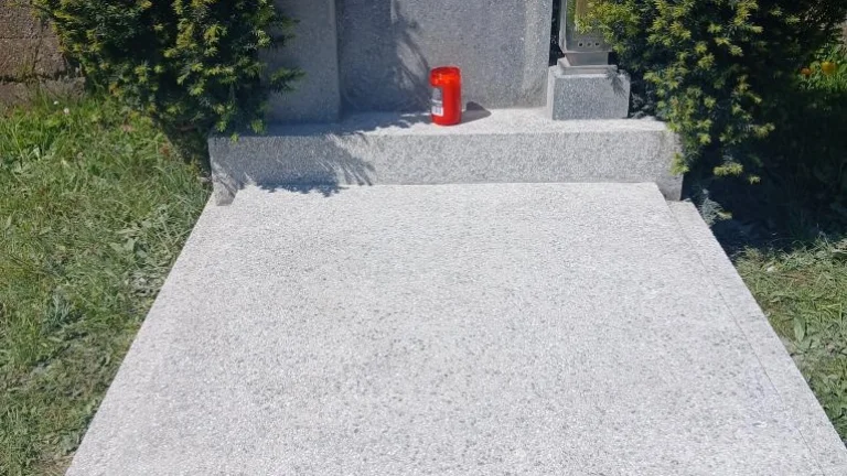 Renovace terasovych pomníků