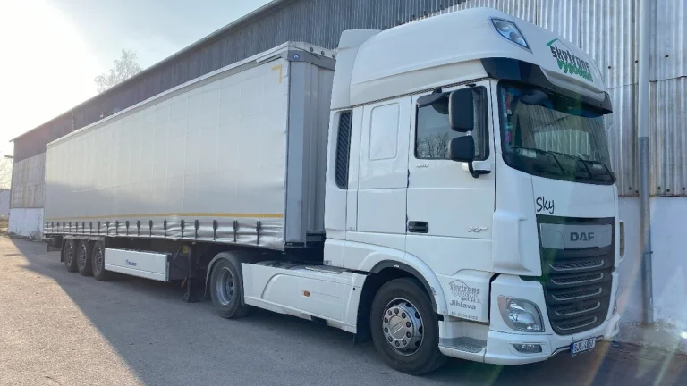 Firma Skytrans Vysočina nabízí práci na pozici řidiče