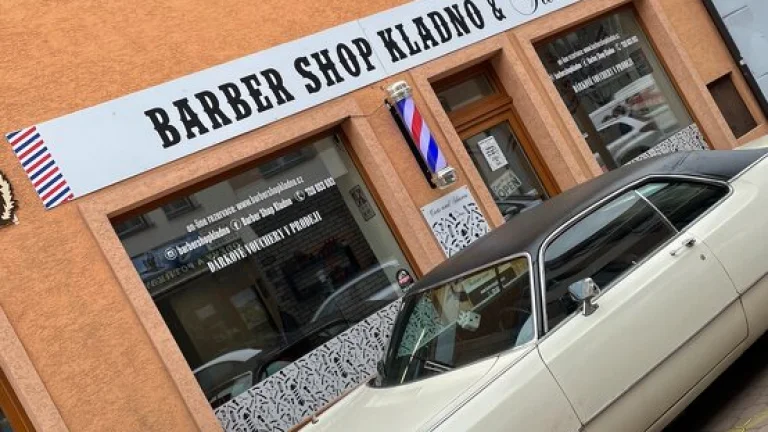 Holič/Holička/Barber