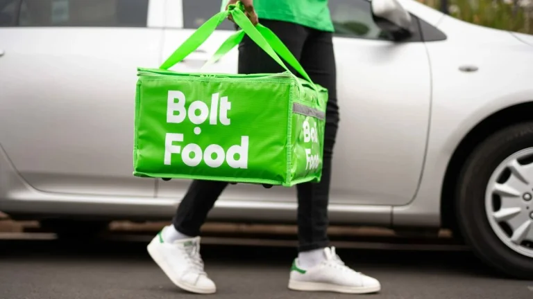 Kuriér pre aplikáciu Bolt/ Work as Bolt courier Bratislava