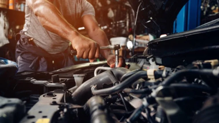 Ponúkam prácu pre automechanika