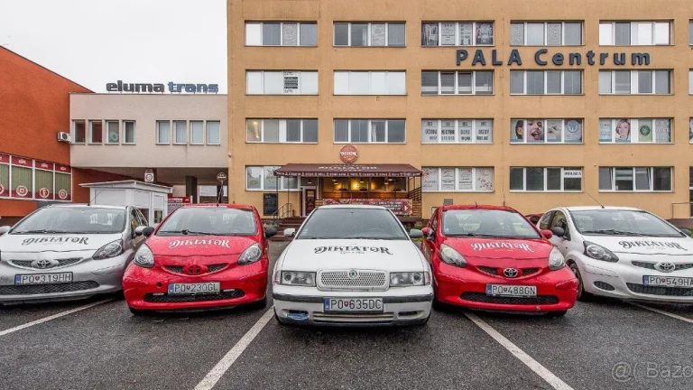 donáškar v donáškovej službe DIKTATOR Prešov