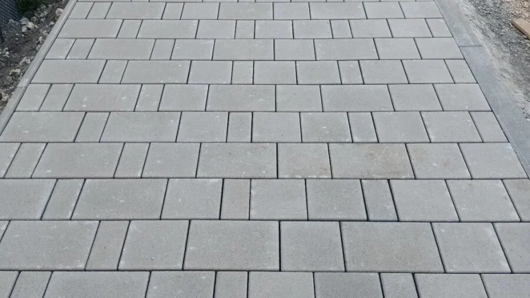 Hľadáme si prácu