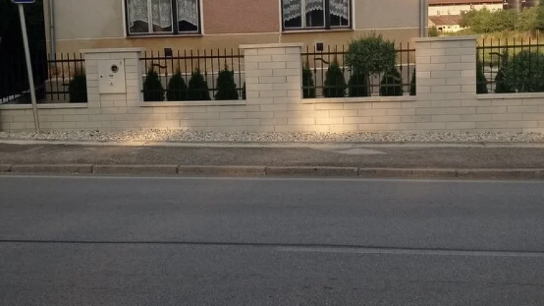 HĽADÁME MURÁRA -ZATEPLOVAČA
