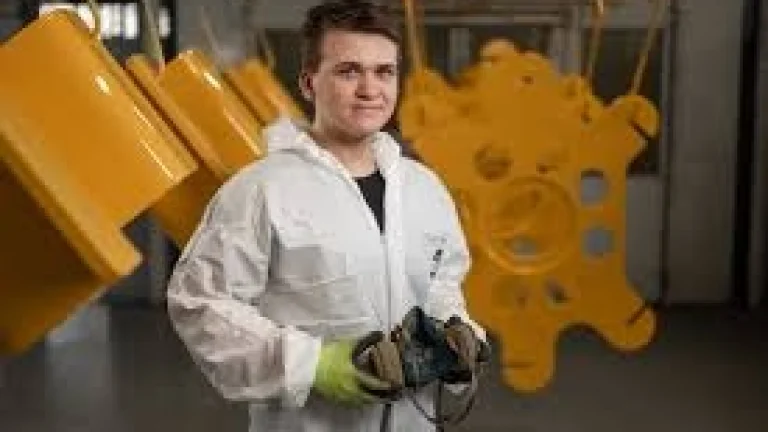 Ponuka práce Lakýrnik Snina