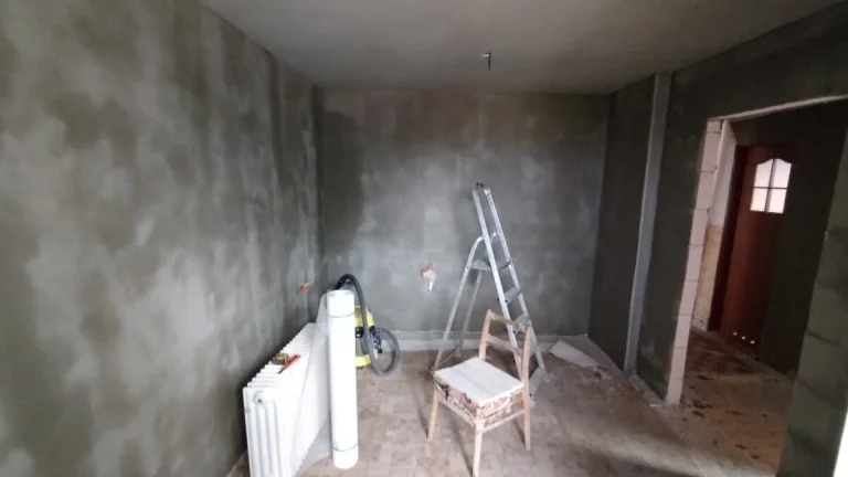 Rekonštrukcie, stavby a práce v interiéry a exteriéry