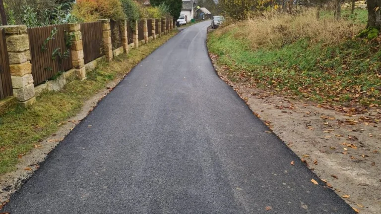 Hledáme řidiče, asfaltéra