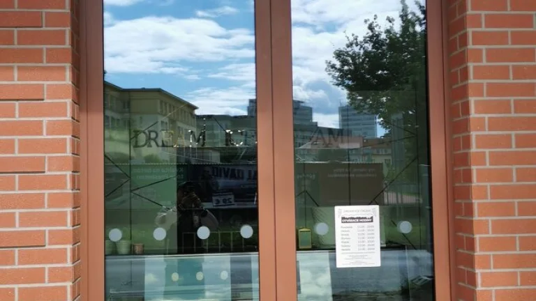 predavacku na predaj zmrzliny