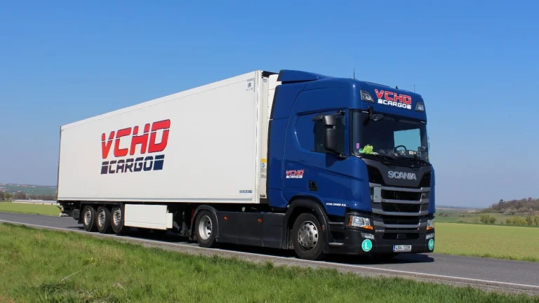 Samostatný řidič FRIGO – KLADNO víkend venku/ víkend doma
