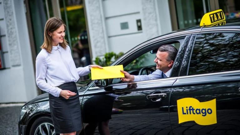Řidiči Uber a Bolt