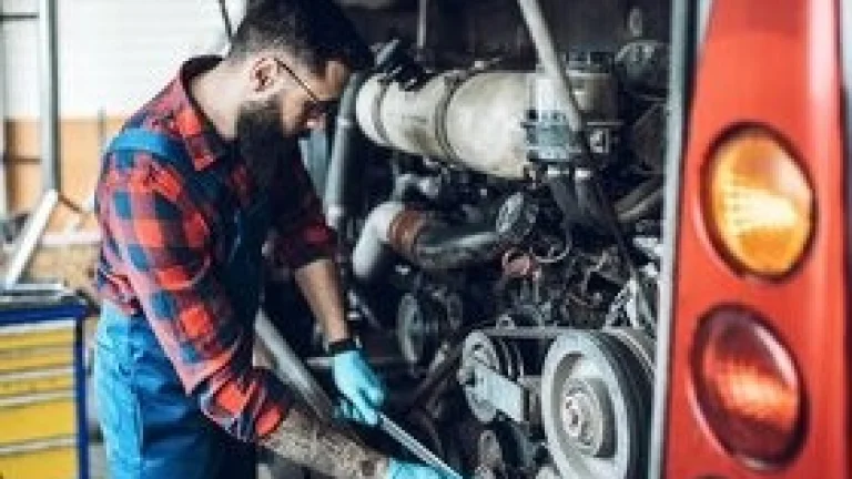 prijmeme mechanika nákladných aut