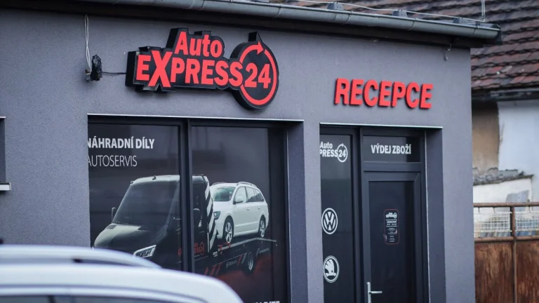 Junior telefonní specialista - Praha 10 Štěrboholy IHNED