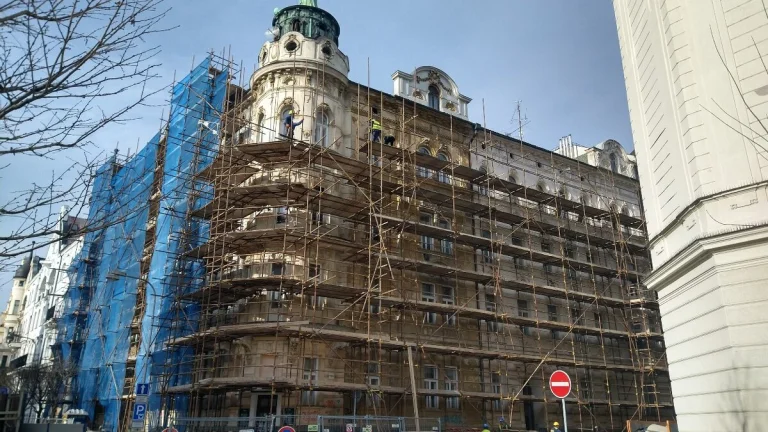 Lešenáři na HPP nebo ucelené party na ŽL
