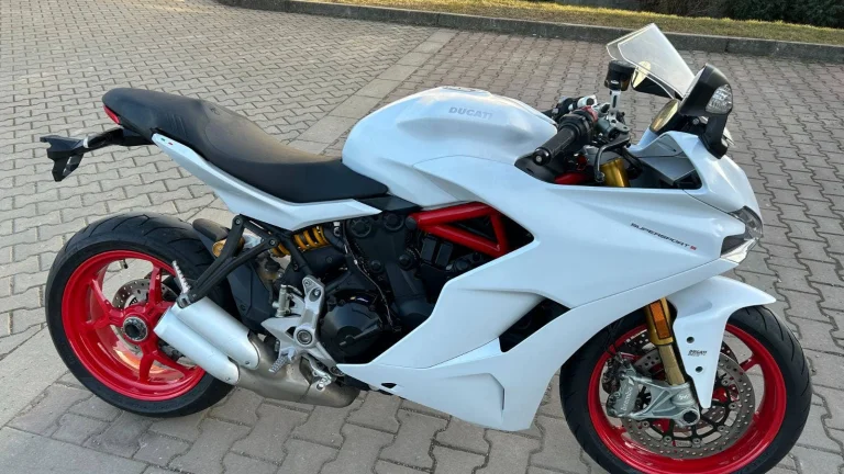 Ducati Supersport S