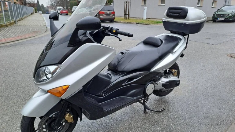 Yamaha T-Max 500