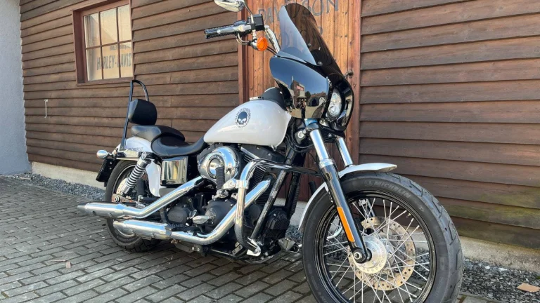 Harley-Davidson FXDB Dyna Street Bob