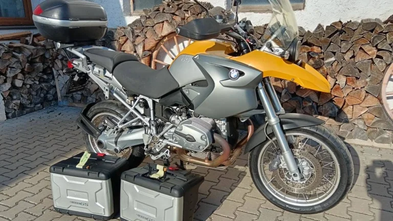 BMW R 1200 GS drátěná kola