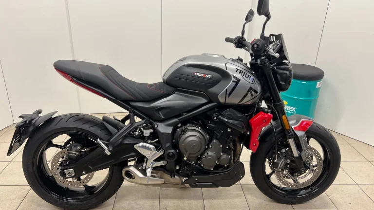 Triumph Trident 660,ABS,TOP