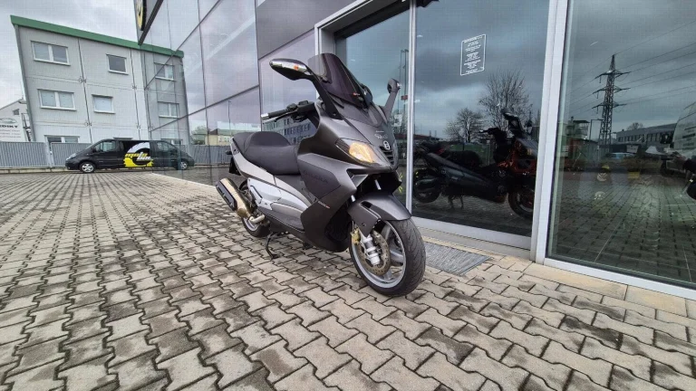 Gilera Nexus 500