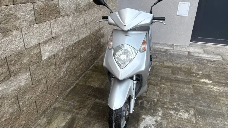 Honda Dylan 125