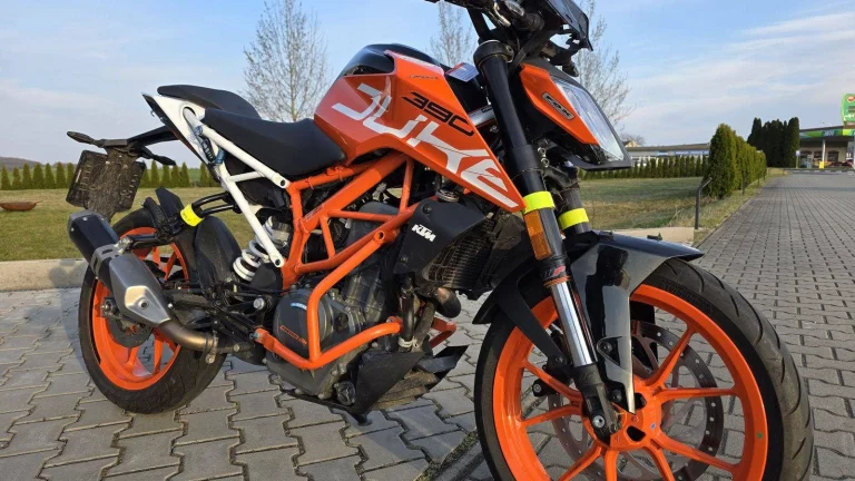 KTM 390 Duke