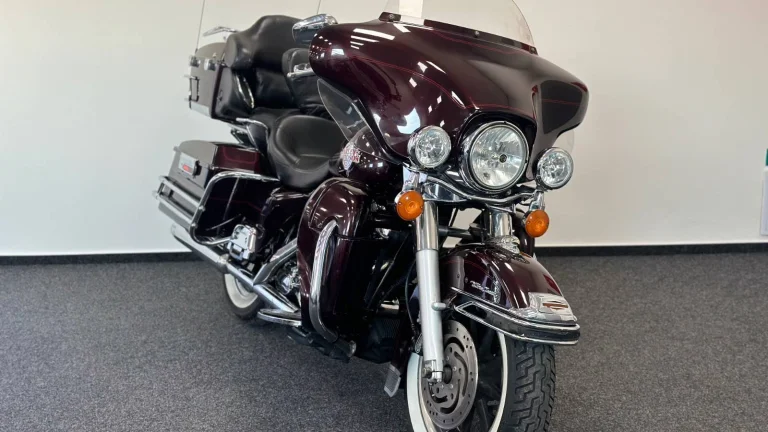 Harley-Davidson FLHTCUI Ultra Classic Electra Glide