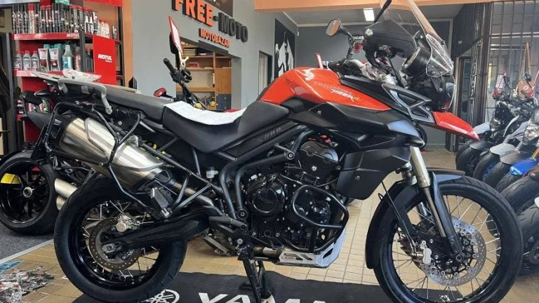 Triumph Tiger 800 XC