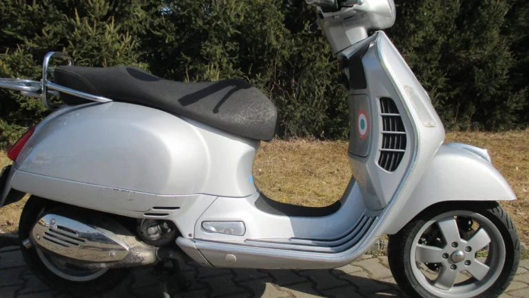Piaggio Vespa GTS 250 i.e.