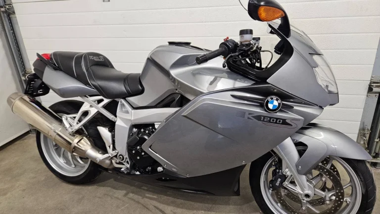 BMW K 1200 S - top stav