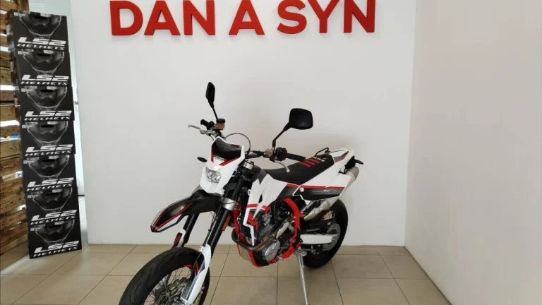SWM SM 500 R Euro 5 WHITE/RED | Nový motocykl