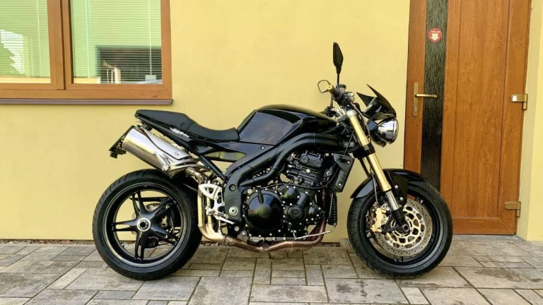 Triumph Speed Triple