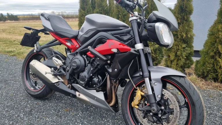 Triumph Street Triple 675 R