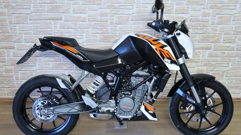 KTM 125 Duke ABS 27700km, po servisu