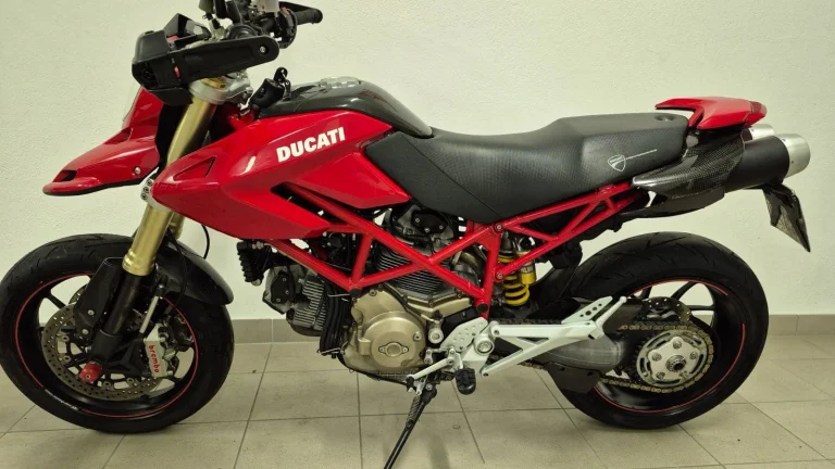 Ducati Hypermotard 1100 S
