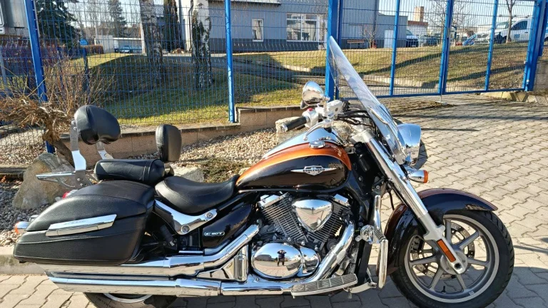 Suzuki VL 1500 Intruder Boulevard C90T TOP